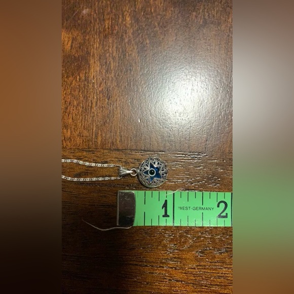Silver evil eye round cut out star pendant and chain - Picture 8 of 9